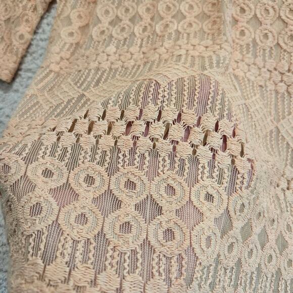 Lucky Brand Peach Crochet Lace Top Semi-sheer Size L Boho - Picture 2 of 8
